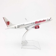 Mô hình máy bay Malindo 9M LNK Boeing B737 16cm MB16045