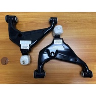 Original Front Lower Arm Hilux Vigo 48068-0K040 48069-0K040 KUN25 KUN26