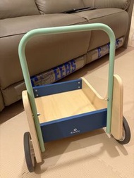 KiwiCo 嬰兒學步推車