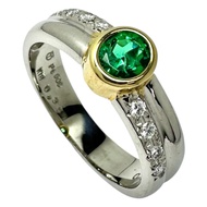 TASAKI戒指，15.5號，鑲嵌一顆0.35克拉祖母綠和總重0.12克拉的鑽石。材質為Pt900鉑金和18K金。重6.3克。女士款。 [二手]