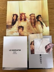 LE SSERAFIM EASY Album 海報加小卡
