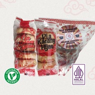 Paket Cemilan Vegetarian : kue pia cetak kacang hitam kue pia cetak kacang hijau kue kering kacang t