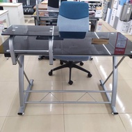 Hazel meja kerja dan komputer kaca tempered glass informa