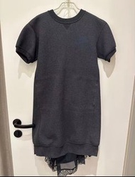 Sacai x Nike 灰色運動連衣裙