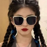 cermin mata sunglasses Cermin mata hitam bingkai putih wanita musim panas gaya baru cermin mata hitam tepi putih anti-ultraviolet bergaya tinggi rasa terpolarisasi wajah bulat persegi