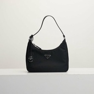 二手Prada hobo 2005 新款腋下包/黑色
