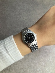 【VintageShop solo 日本直送中古包專賣店】GUCCI 古馳 腕錶 黑×銀 5500L vintage 古董