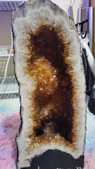 黃水晶洞