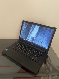 โน๊ตบุ๊คมือสอง Notebook Fujitsu intel celeron รุ่น A576 Ram 4 เล่นเน็ต ดูหนัง ฟังเพลง คาราโอเกะ ออฟฟิต เรียนออนไลน์