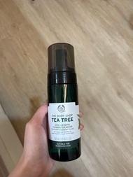 The body shop 茶樹淨膚潔面慕絲