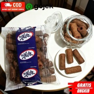 WHOLESALE SNACKS CHOCOLATE STICK/S
