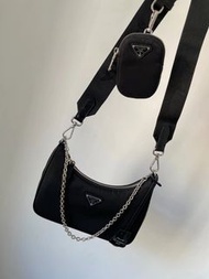 全新Prada Re-edition 2005三合一袋