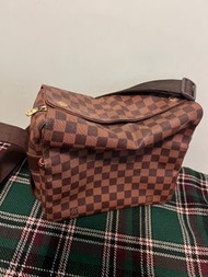 LV 格仔box 盒仔 斜孭 袋