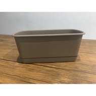 Flower pot plastic/ Pasu/ Self watering pot