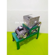 MESIN Electric COCONUT GRATERING MACHINE / SITTING COCONUT GRATER MACHINE / GRATER