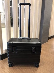 Suitcase  RIMOWA Original Pilot Case in grooved black aluminium