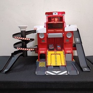 ARES Preloved Takara Tomy Tomica Transform Fire Station