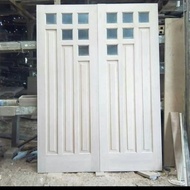 pintu utama 2 daun pintu kayu Meranti