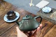 送禮紫砂壺茶壺子冶石瓢    绿泥 240ml 14孔 刘素素作品  此款造