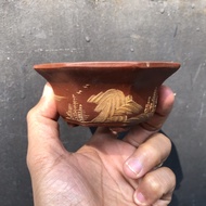 Pot pot - height: 4.3cm - inside: 8cm - cover: 9.7cm.