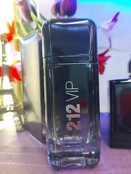 Perfume Original Pria Carolina Herrera 212 VIP Black EDP 100 mL