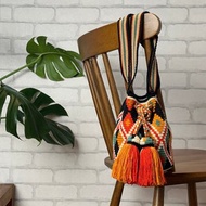 哥倫比亞製 2短揹帶 Wayuu 編織手工包 黑紅橘綠
