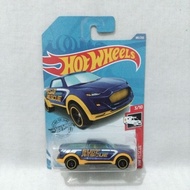 Hot Wheels HW Rescue 2-Tuff Diecast 1: Scale Toy Car