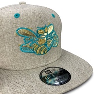 [稀有品] New Era Charlotte Hornets 夏洛特黃蜂隊 金色皮革後扣可調棒球帽Snapback