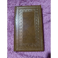 WUTHERING HEIGHTS-EMILY BRONTE