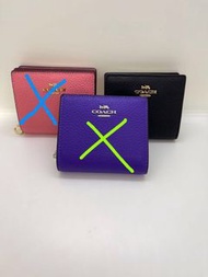美國🇺🇸Coach outlet 簡單淨色荔枝皮短銀包👛現貨🤩🤩
