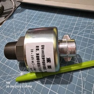 BREATHER VALVE PC200-8 PC 200-8 BREATHER ASSEMBLY PC200-8 PC 200-8 22U-60-21521 22U-60-21520 22U6021