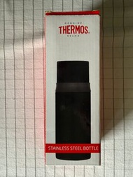 全新 Thermos  膳魔師 500毫升真空保溫瓶 牛油果綠色