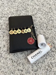Chanel 文具set (charms 記事本+ 木製顏色筆）