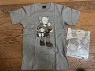 Kaws tee CLEAN SLATE．COMPANIONS 刷新展 香港海港城