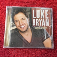 Luke Bryan Tailgates Tanlines (brand new ) hang6