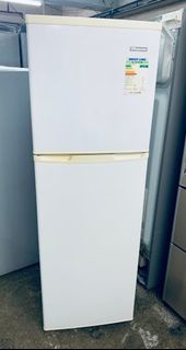 樂信 Rasonic 雙門雪櫃 🍁 RF-B256 169cm高 100%正常 九成新以上++全港包送貨及安裝 -- 二手雪櫃 // 二手電器* 電器 **冰箱 ** 家電 * 雪櫃 * 家庭電器 *