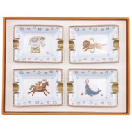 【日本直送】愛馬仕 HERMES 馬戲團煙灰缸 其他雜貨 迷你煙灰缸 迷你盤 陶瓷 白色 женский【二手】