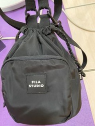 FILA尼龍水桶包 兩用 側背手提包