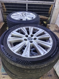ToyotaAlphard 30系 前期（2015‑2017，AH30前期）原廠18吋車鈴 原廠輪呔 235/50R18