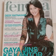 Majalah Femina November 2005 cover model Desy Ratnasari