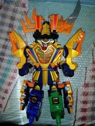 激低侍戰隊真劍者機器人