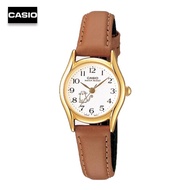 Velashop นาฬิกาข้อมือผู้หญิงคาสิโอ Casio สายหนังหน้าการ์ตูน รุ่น LTP-1094Q-7B8RDF LTP-1094Q-7B8 LTP-1094Q