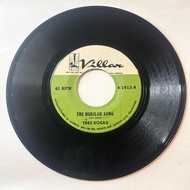 Tres Rosas - The Hukilau Song / Song Of The Islands 7" Vinyl 45 LP