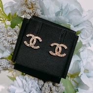 TW4808	Chanel 香奈兒經典CC字耳環 Classic 1.5cm CC Logo Earrings GHW