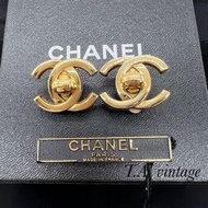 Chanel vintage香奈兒復古熱賣經典大款書包扣超美金色古董夾式耳環 耳釦