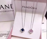 VCA 梵克雅寶四葉草水晶鑲鑽項鍊 藍粉雙色選擇