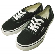 二手 Vans Authentic US 5(23.5cm) 黑色帆布低筒運動鞋。