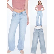 D92 straight wide-leg jeans High-Waisted Style Light Washed Color Soft Denim Fabric The Is Just The 