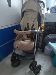 Combi stroller 雙向嬰幼兒手推車