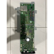 Man board tv Sony KDL48W700C